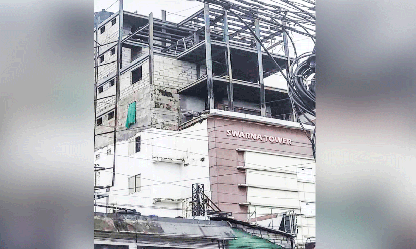 തൃ​ക്കാ​ക്ക​ര നഗരസഭ സ്റ്റോപ് മെമ്മോ നൽകിയിട്ടും കെട്ടിട നിർമാണം തകൃതി