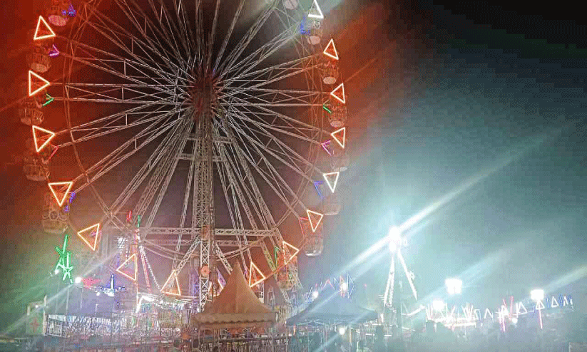 സുപ്രീംകോടതിയുടെ താക്കീത്; ആലുവ മണപ്പുറത്ത് വിനോദ പരിപാടികൾക്ക് തുടക്കം