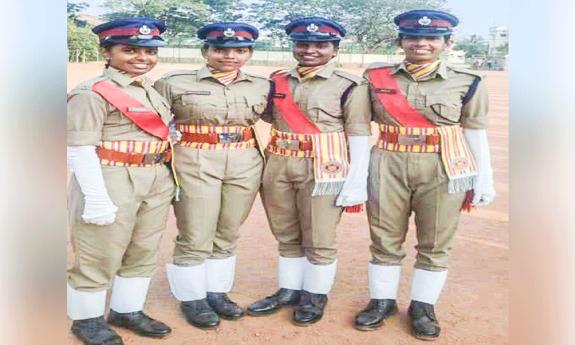 ആലപ്പുഴയിൽ തീയണക്കാന്‍ നാലു പെണ്‍കരുത്ത്