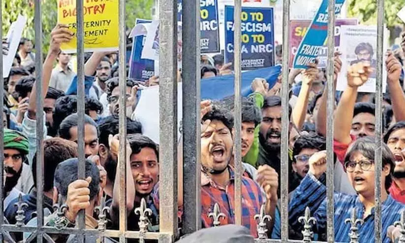 പൗരത്വ ഭേദഗതി നിയമം: സമരങ്ങളിൽ പങ്കെടുത്തവർക്കെതിരെ സംസ്ഥാനത്ത് രജിസ്റ്റർ ചെയ്തത് 835 കേസുകൾ