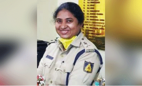 സാ​റ ഫാ​ത്തി​മ ബം​ഗ​ളൂ​രു സൗ​ത്ത് ഡി.​സി.​പി