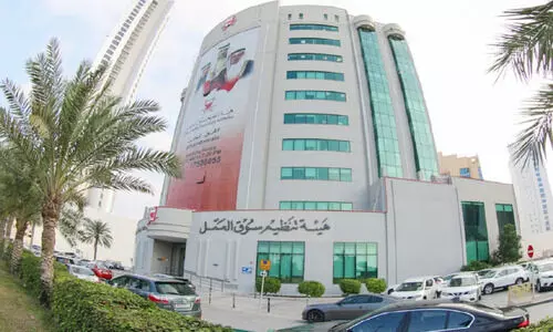 ഒ​രാ​ഴ്ച​ക്കി​ടെ 162 അ​ന​ധി​കൃ​ത    താ​മ​സ​ക്കാ​രെ നാ​ടു​ക​ട​ത്തി