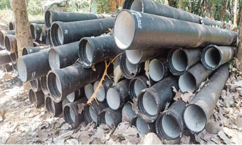 ജ​ല​നി​ധി​യി​ൽ പോ​യ​ത് എ​ട്ടു​കോ​ടി; ജ​ൽ​ജീ​വ​ൻ പ​ദ്ധ​തി വ​രു​മെ​ന്ന പ്ര​തീ​ക്ഷ​യി​ൽ ചോ​ക്കാ​ട്ടു​കാ​ർ