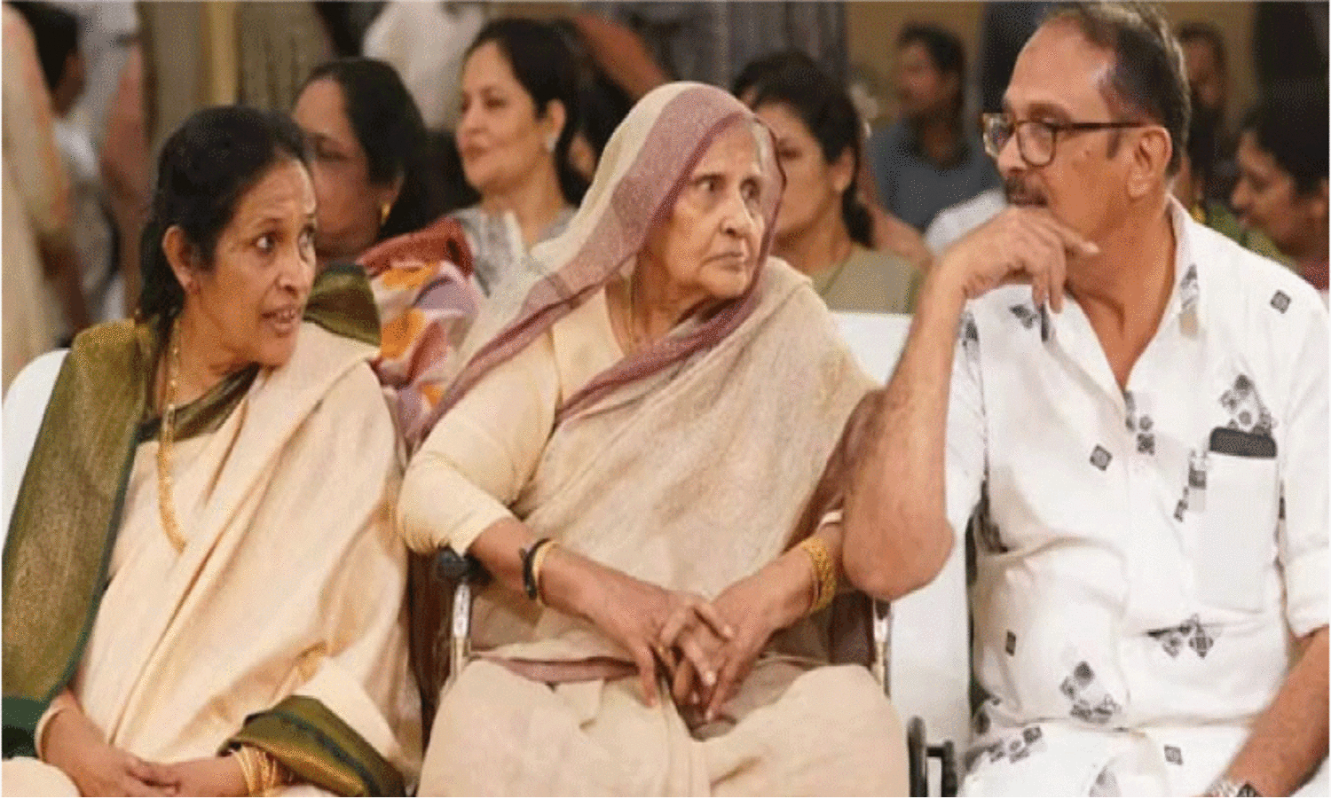 ഉമ്മയില്ലാത്ത വീട്