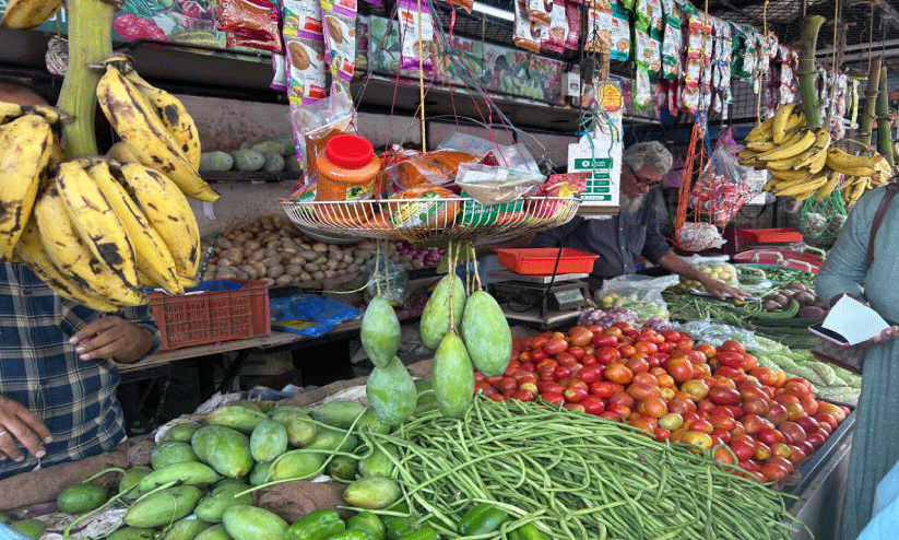 റമദാൻ വിപണി ചൂടുപിടിച്ചു; പച്ചക്കറി വിലയിൽ ശമനം റമദാൻ വിപണി ചൂടുപിടിച്ചു; പച്ചക്കറി വിലയിൽ ശമനം
