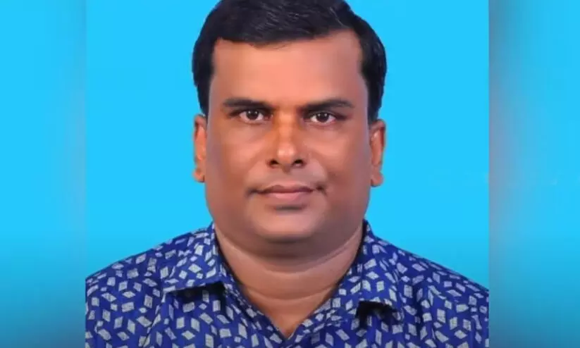 ജീവനൊടുക്കിയ ഷാജിയെ എസ്.എഫ്.ഐക്കാർ മർദിച്ചെന്ന് നൃത്തപരിശീലകർ ജീവനൊടുക്കിയ ഷാജിയെ എസ്.എഫ്.ഐക്കാർ മർദിച്ചെന്ന് നൃത്തപരിശീലകർ