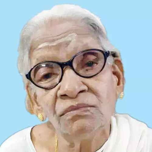 ല​ക്ഷ്മി​ക്കു​ട്ടി അ​മ്മ