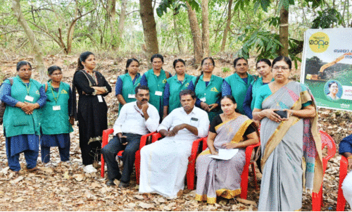 പാലാപ്പറമ്പിൽ ബയോ മൈനിങ് ആരംഭിച്ചു