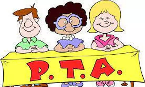 നിയമവിരുദ്ധമായി രൂപീകരിച്ച പി.ടി.എയെ പിരിച്ചു വിടാൻ ഉത്തരവ്