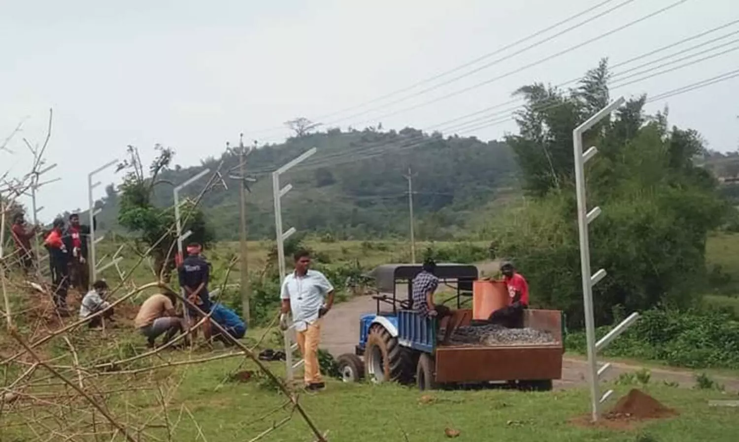 അട്ടപ്പാടിയിലെ വ്യാജരേഖ: സത്യാഗ്രഹം നടത്തുമെന്ന്   ആദിവാസി കുടുംബം; മുഖ്യമന്ത്രിക്ക് കത്തയച്ചു