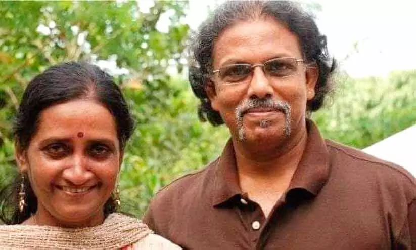 എ.കെ. ജയശ്രീയും മൈത്രേയനും എ.കെ. ജയശ്രീയും മൈത്രേയനും