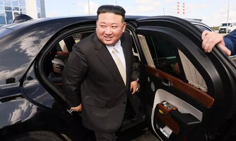 പുടിൻ സമ്മാനിച്ച കാർ കിമ്മിന് ഏറെ ബോധിച്ചെന്ന് സഹോദരി പുടിൻ സമ്മാനിച്ച കാർ കിമ്മിന് ഏറെ ബോധിച്ചെന്ന് സഹോദരി