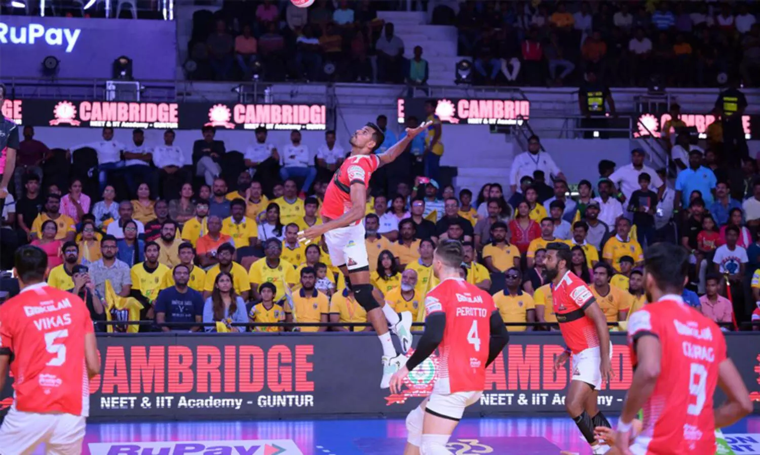 പ്രൈം വോളി: കാലിക്കറ്റ്‌ ഹീറോസ്‌ ഫൈനലിൽ