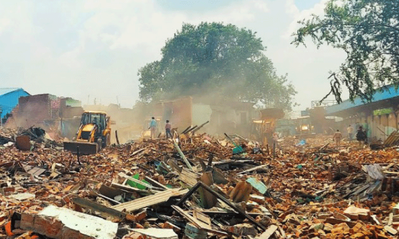 തകർത്ത മെഹ്റോളി പള്ളി