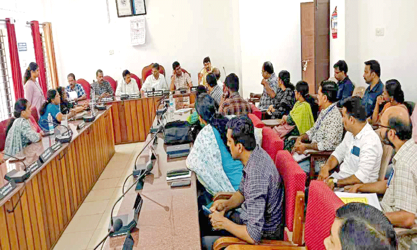 തദ്ദേശ ഭരണ സ്ഥാപനങ്ങളുടെ പ്രവർത്തനം വിലയിരുത്തൽ; കേന്ദ്രസംഘം കൊടുവള്ളി ബ്ലോക്ക്‌ പഞ്ചായത്ത് സന്ദർശിച്ചു