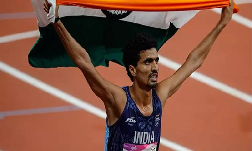 10,000 മീറ്ററിൽ 16 വർഷത്തെ റെക്കോഡ് തകർത്ത് ഗുൽവീർ 10,000 മീറ്ററിൽ 16 വർഷത്തെ റെക്കോഡ് തകർത്ത് ഗുൽവീർ