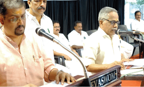 ഡോ. വി.കെ. വിജയൻ ഗുരുവായൂർ ദേവസ്വം ചെയര്‍മാനായി ചുമതലയേറ്റു