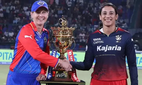 വ​നി​ത പ്രീ​മി​യ​ർ ലീ​ഗ് ഫൈ​ന​ൽ: ബാറ്റിങ് തെരഞ്ഞെടുത്ത് ഡൽഹി