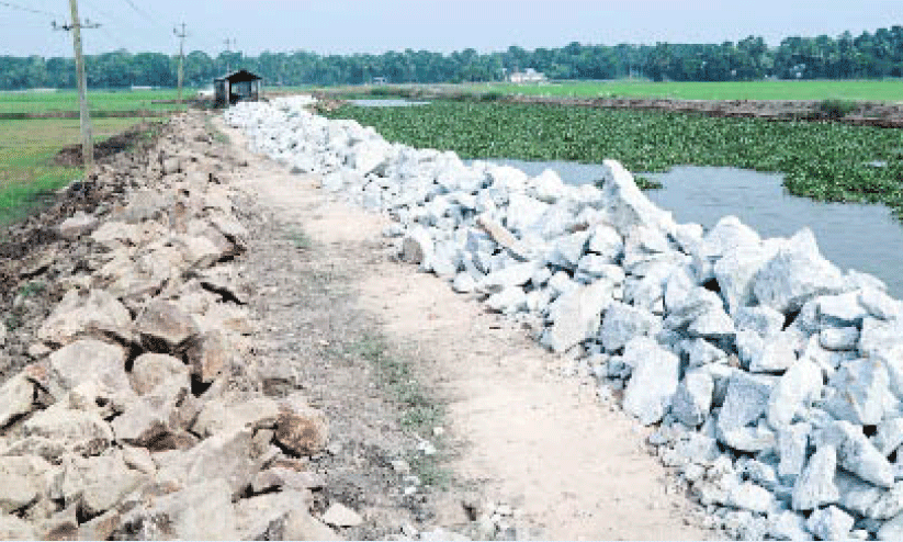 ബ​ണ്ട് നി​ർ​മാ​ണം