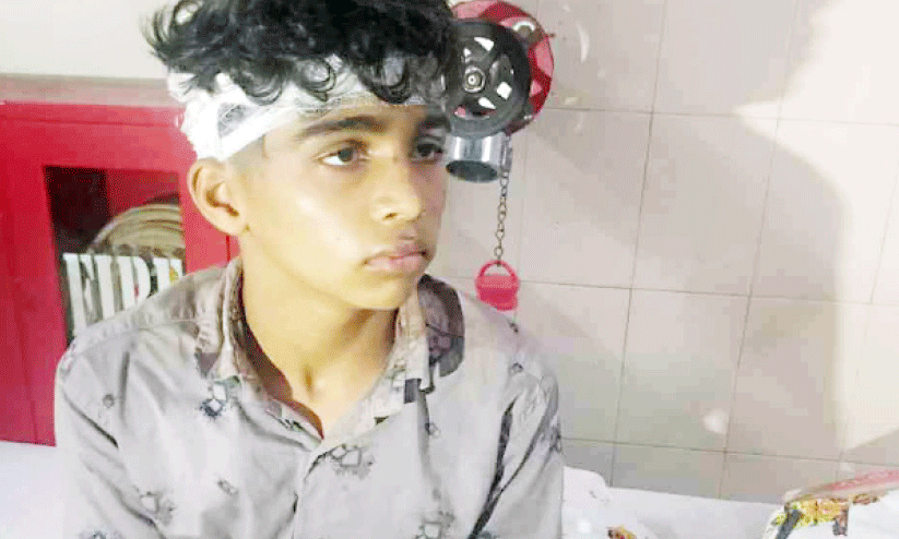 മ​ർ​ദ​ന​ത്തി​നി​ര​യാ​യ അ​സ്ജ​ദ്