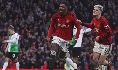 ഏഴ് ഗോൾ ത്രില്ലറിൽ ലിവർപൂളിനെ വീഴ്ത്തി മാഞ്ചസ്റ്റർ യുനൈറ്റഡ് എഫ്.എ കപ്പ് സെമിയിൽ