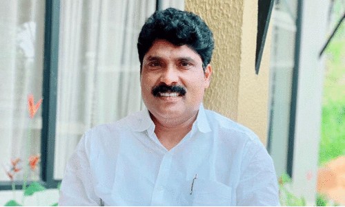 അ​ഡ്വ. ടി. ​സി​ദ്ദീ​ഖ്