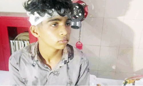 മ​ർ​ദ​ന​ത്തി​നി​ര​യാ​യ അ​സ്ജ​ദ്