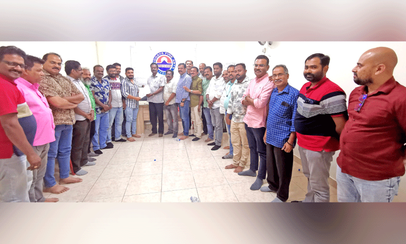 jiddah navodaya yuvajanavedhi conducted norka kshemanidhi help desk jiddah navodaya yuvajanavedhi conducted norka kshemanidhi help desk