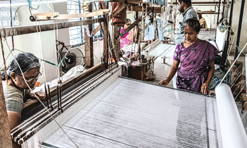 വ​സ്ത്ര നെ​യ്ത്ത് കേ​ന്ദ്രം