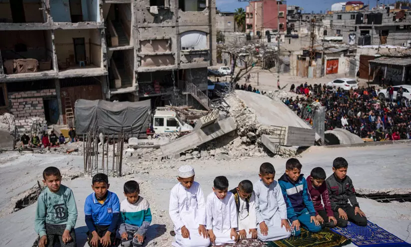 ഗസ്സ വെടിനിർത്തൽ: ചർച്ച പുരോഗമിക്കുന്നു; ഹമാസ് ഡെപ്യൂട്ടി കമാൻഡർ മർവാൻ ഈസ കൊല്ലപ്പെട്ടതായി അമേരിക്ക ഗസ്സ വെടിനിർത്തൽ: ചർച്ച പുരോഗമിക്കുന്നു; ഹമാസ് ഡെപ്യൂട്ടി കമാൻഡർ മർവാൻ ഈസ കൊല്ലപ്പെട്ടതായി അമേരിക്ക