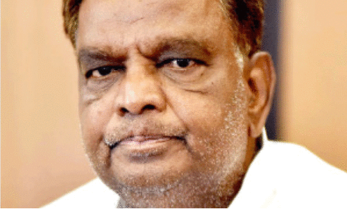 ശ്രീ​നി​വാ​സ് പ്ര​സാ​ദ്