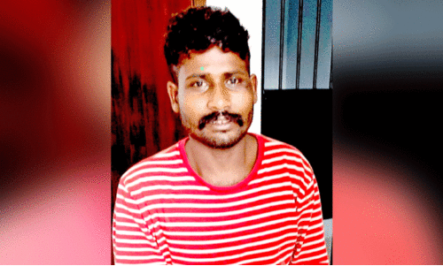 വി​നോ​ദ്