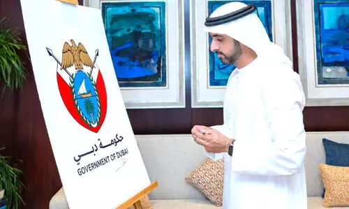 പു​തു​മോ​ടി​യി​ൽ ദു​ബൈ സ​ർ​ക്കാ​ർ ലോ​ഗോ