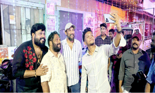 കൺവെൻഷനും പദയാത്രയുമായി പ്രചാരണരംഗം