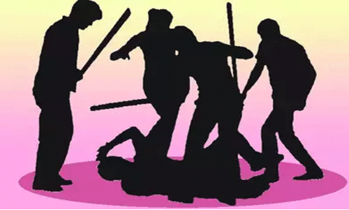 യുവാക്കൾക്കു നേരെ മദ്യപസംഘത്തിന്റെ ആക്രമണം; രണ്ട് പേർക്ക് ഗുരുതര പരിക്ക്