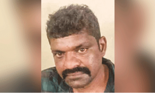 ദി​ലീ​പ്​