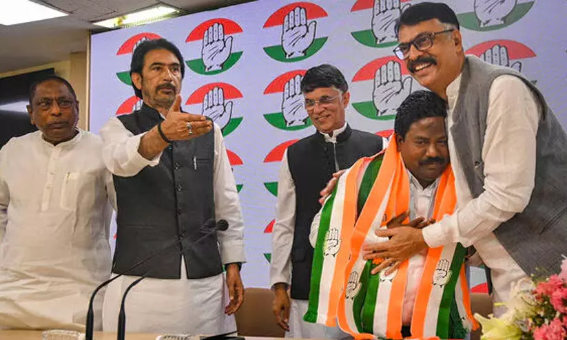 ഝാർഖണ്ഡ് ബി.ജെ.പി നേതാവ് ജയ് പ്രകാശ് ഭായ് പട്ടേൽ കോൺഗ്രസിൽ ചേർന്നു ഝാർഖണ്ഡ് ബി.ജെ.പി നേതാവ് ജയ് പ്രകാശ് ഭായ് പട്ടേൽ കോൺഗ്രസിൽ ചേർന്നു