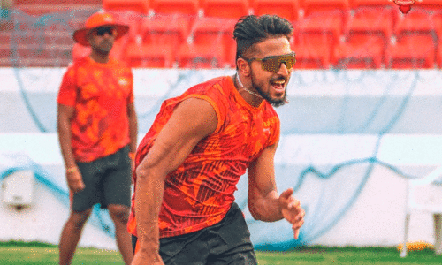 ഉമ്രാൻ മാലിക് ഉമ്രാൻ മാലിക്