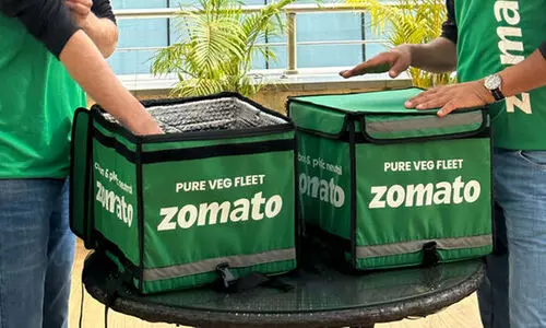 പച്ച വേഷം വേണ്ട; ചുവപ്പുമതിയെന്ന് സൊമാറ്റോ