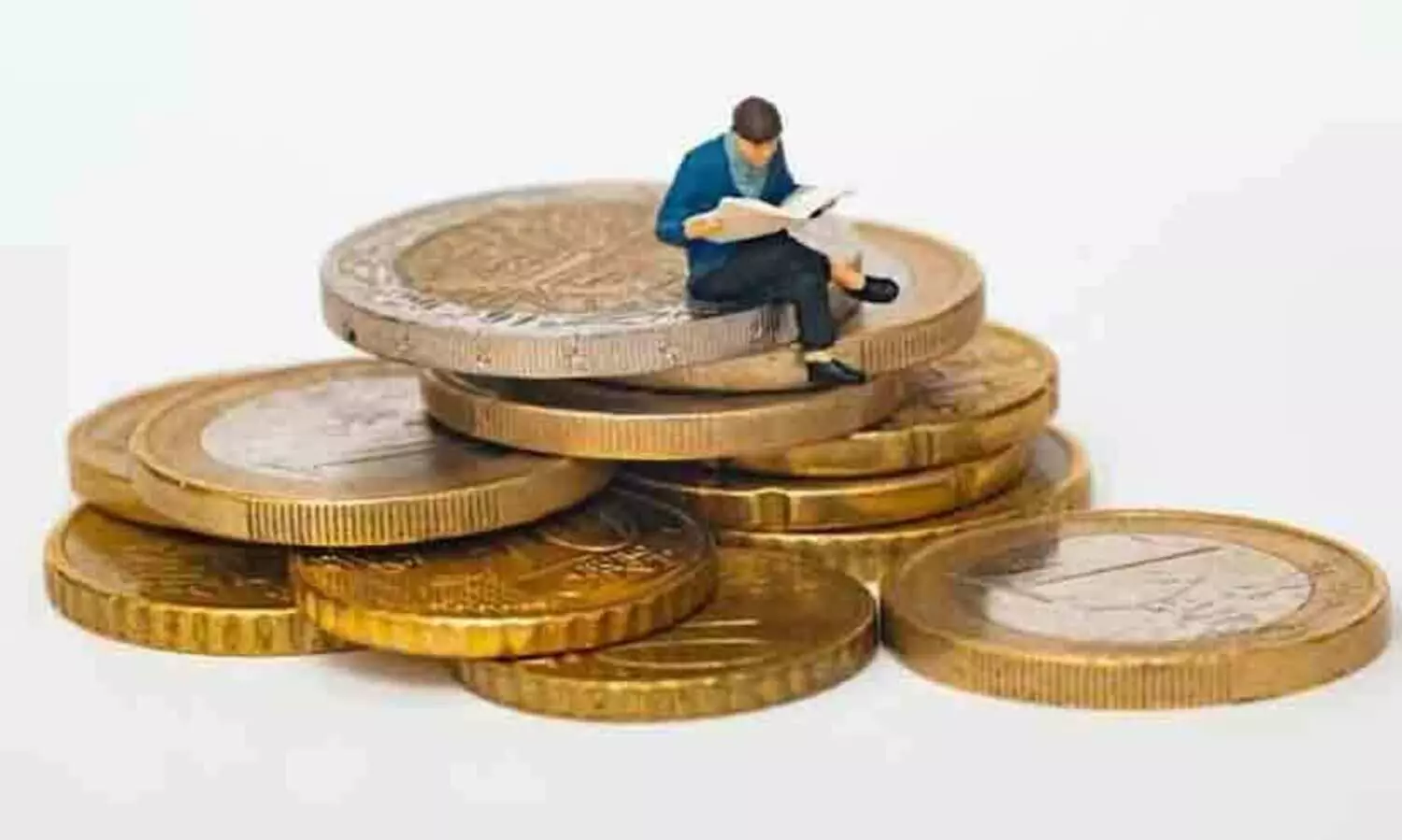 ഇന്ത്യയിലെ ആകെ സമ്പത്തിന്റെ 40 ശതമാനവും കൈയടക്കി വെച്ചിരിക്കുന്നത് ഒരു ശതമാനം വരുന്ന അതിസമ്പന്നരെന്ന് പഠനം