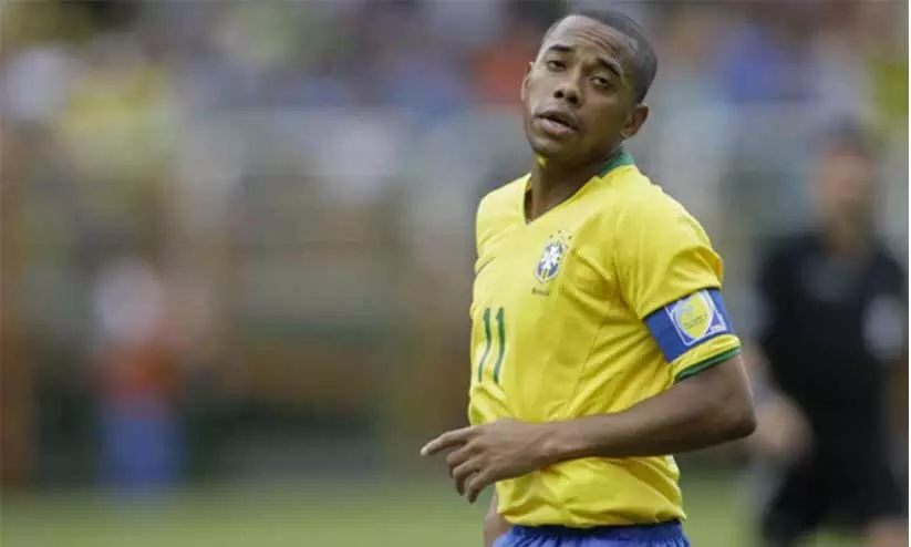 ബലാത്സംഗ കേസിൽ മുൻ ബ്രസീൽ താരം റൊബീഞ്ഞോക്ക് ഒമ്പത് വർഷത്തെ തടവുശിക്ഷ ബലാത്സംഗ കേസിൽ മുൻ ബ്രസീൽ താരം റൊബീഞ്ഞോക്ക് ഒമ്പത് വർഷത്തെ തടവുശിക്ഷ