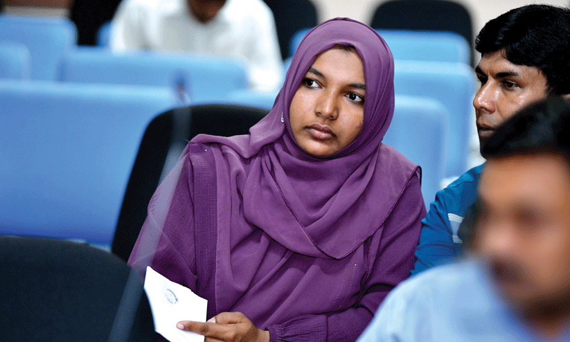 നീ​തി തേ​ടി ഹ​ർ​ഷി​ന വീ​ണ്ടും തെ​രു​വി​ലേ​ക്ക്; 13ന് ​സ​ത്യ​ഗ്ര​ഹം