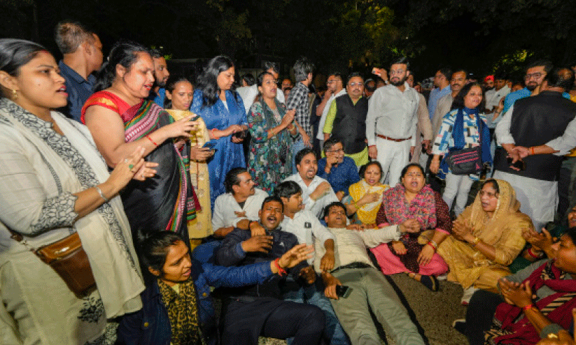 ആം ആദ്മി പാർട്ടി പ്രവർത്തകർ ആം ആദ്മി പാർട്ടി പ്രവർത്തകർ