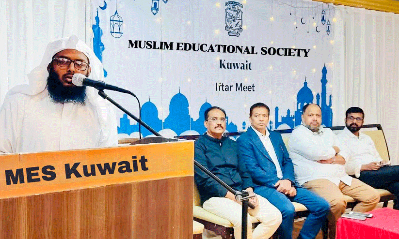 abdul rahman abdul latheef speaking at iftar meet conducted by Kuwait chapter
