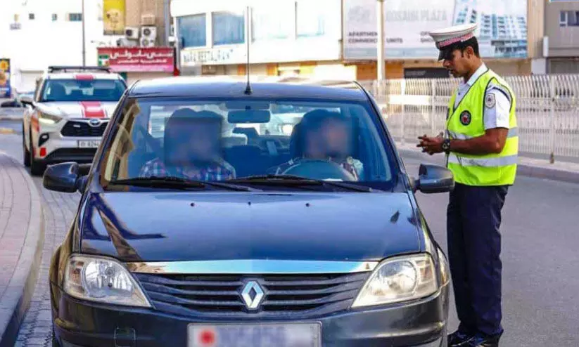 ഗ​താ​ഗ​ത നി​യ​മ​ലം​ഘ​നം: ക​ർ​ശ​ന ന​ട​പ​ടി​യു​മാ​യി മ​ന്ത്രാ​ല​യം