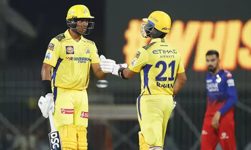 ‘തല’മാറിയ ചെന്നൈക്ക് വിജയത്തുടക്കം; ആർ.സി.ബിക്കെതിരെ ആറ് വിക്കറ്റ് ജയം