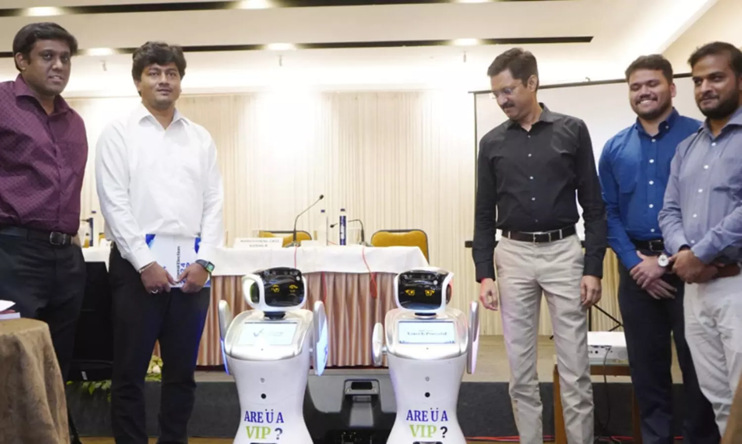 ലോകസഭ തെരഞ്ഞെടുപ്പ് പ്രചാരണത്തിന് റോബോട്ടുകൾ