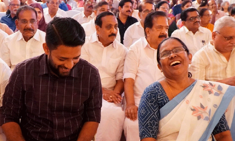 ഷാ​ഫി പ​റ​മ്പി​ൽ, കെ.​കെ. ശൈ​ല​ജ