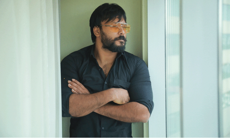 മലയാള സിനിമ സാമ്രാജ്യം കീഴടക്കാൻ ചെങ്കിസ് ഖാൻ