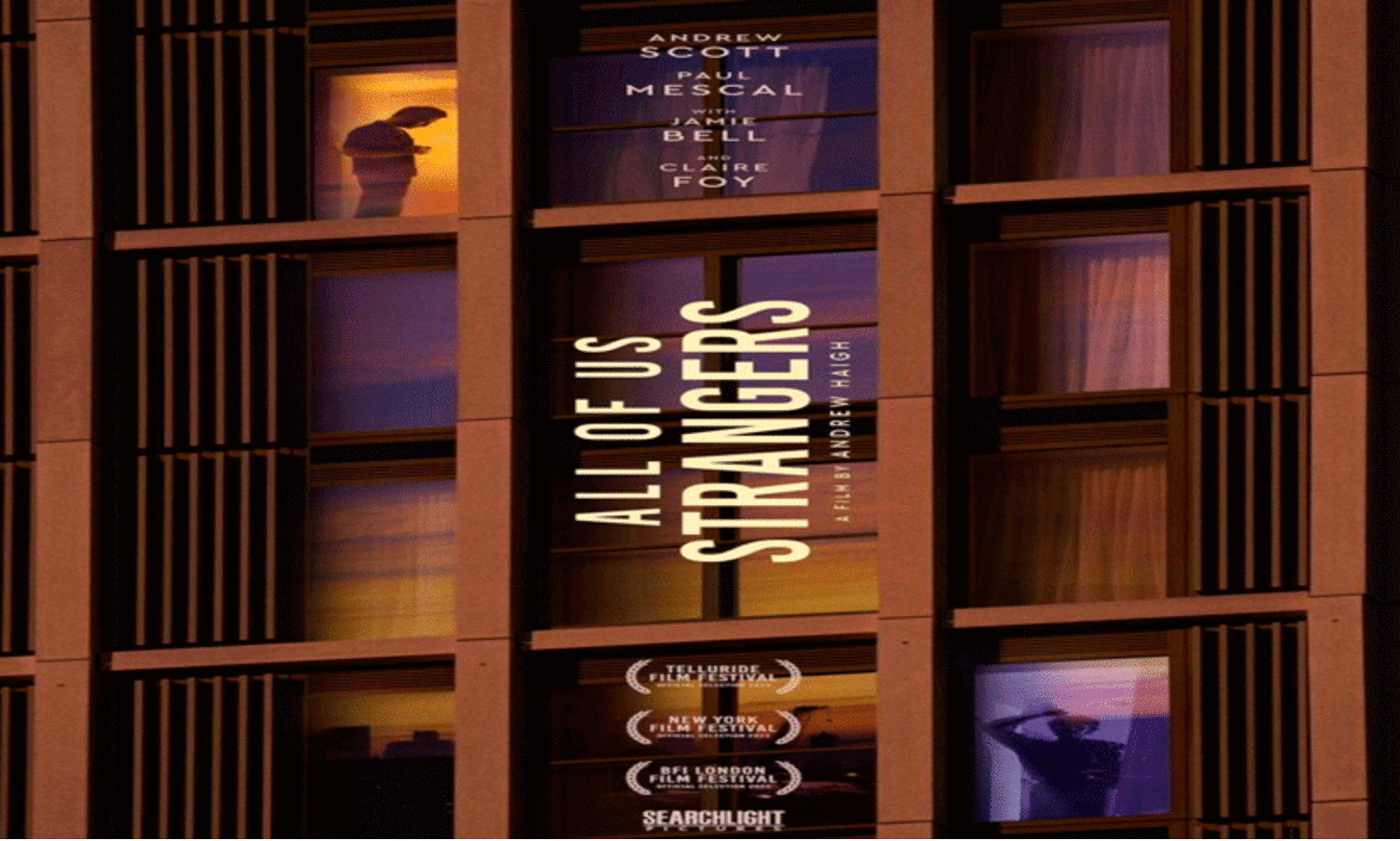 ഓ​ൾ ഓ​ഫ് അ​സ് സ്ട്രേ​ഞ്ചേ​ഴ്‌​സ്